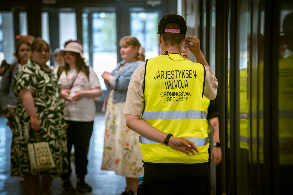 Häirintäyhdyshenkilöt